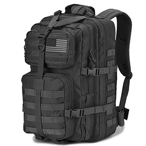 Military Tactical Backpack to organize clothes for camping